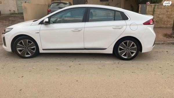 יונדאי איוניק Premium הייבריד אוט' 1.6 (141 כ"ס) בנזין 2019 למכירה בבית חשמונאי