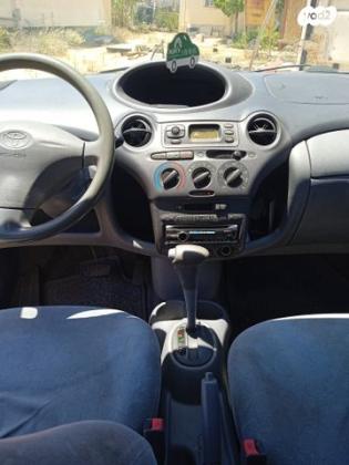 טויוטה יאריס Sol אוט' 1.3 (87 כ''ס) בנזין 2000 למכירה בירושלים