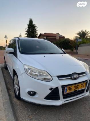 פורד פוקוס Trend סטיישן אוט' 1.6 (125 כ''ס) בנזין 2012 למכירה בגדרה