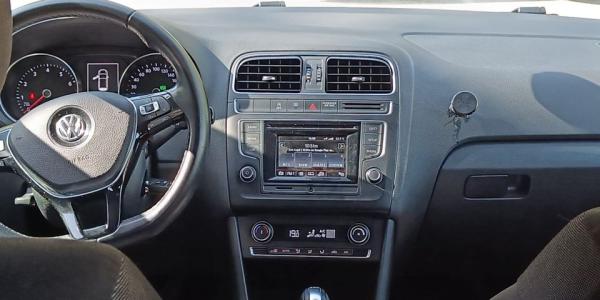 פולקסווגן פולו Comfortline אוט' 1.2 (90 כ''ס) בנזין 2015 למכירה ברעננה