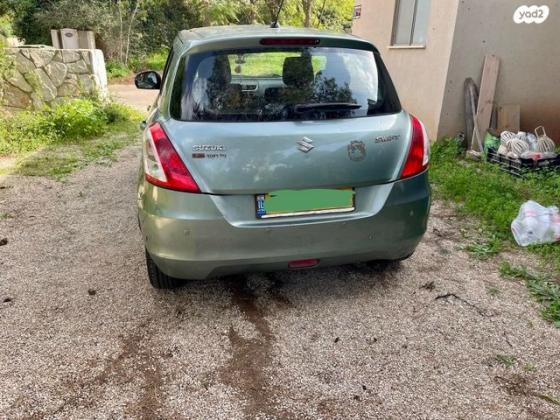 סוזוקי סוויפט GLX אוט' 1.2 (94 כ"ס) בנזין 2012 למכירה בכפר סבא