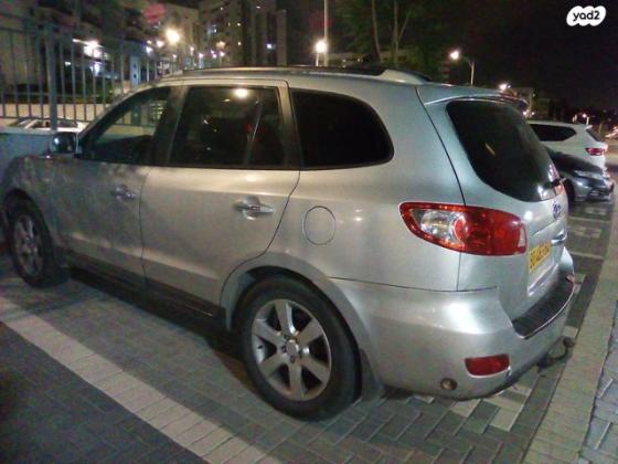יונדאי סנטה פה 4X4 Luxury אוט' בנזין 7 מק' 2.7 (189 כ''ס) בנזין 2008 למכירה בכפר יונה