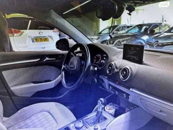 אאודי A3 Luxury סדאן אוט' 1.8 (180 כ''ס) בנזין 2015 למכירה בירושלים