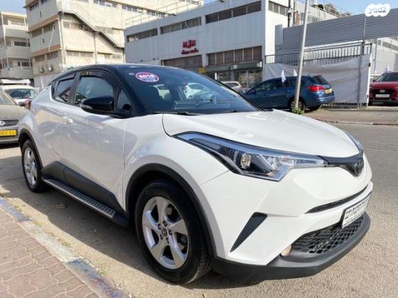 טויוטה C-HR City הייבריד אוט' 1.8 (98 כ"ס) בנזין 2019 למכירה בנתניה