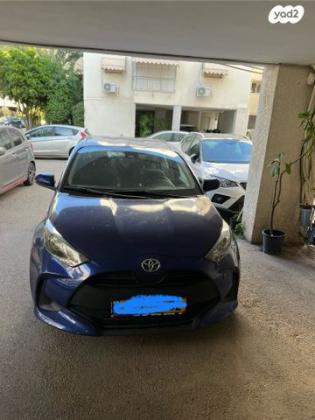 טויוטה יאריס הייבריד Style אוט' 1.5 (92 כ"ס) בנזין 2021 למכירה בתל אביב יפו