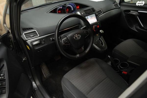 טויוטה ורסו GLI אוט' 1.8 (147 כ"ס) בנזין 2017 למכירה במודיעין מכבים רעות