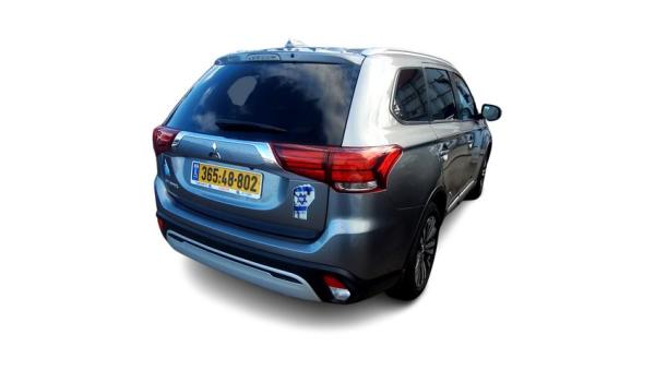 מיצובישי אאוטלנדר Instyle אוט' 7 מק' 2.0 (150 כ"ס) בנזין 2021 למכירה ב