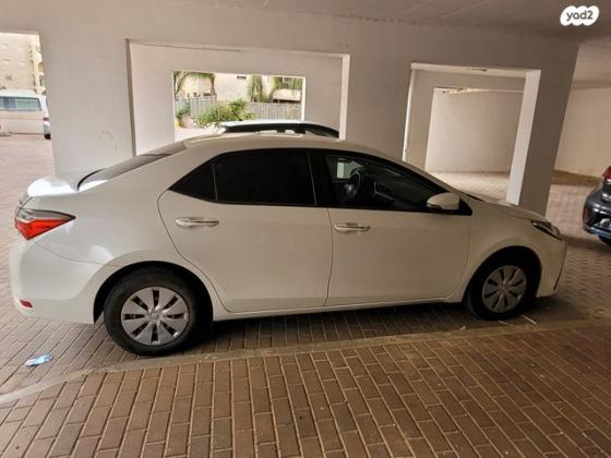 טויוטה קורולה Sun אוט' 1.6 (132 כ"ס) בנזין 2018 למכירה בבאר שבע