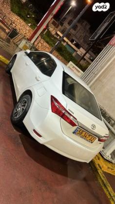 טויוטה קורולה Sun אוט' 1.6 (132 כ"ס) בנזין 2015 למכירה באום אל פחם