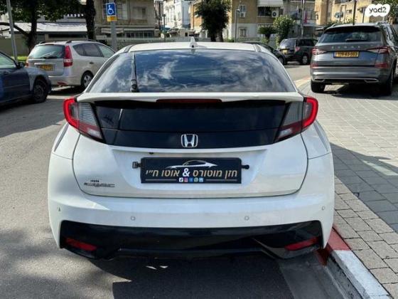 הונדה סיוויק האצ'בק החדשה Sport Design אוט' 1.8 (142 כ''ס) בנזין 2015 למכירה בתל אביב יפו