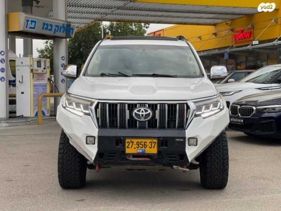 טויוטה לנד קרוזר קצר 4X4 Luxury אוט' דיזל 2.8 (177 כ"ס) דיזל 2016 למכירה בחולון