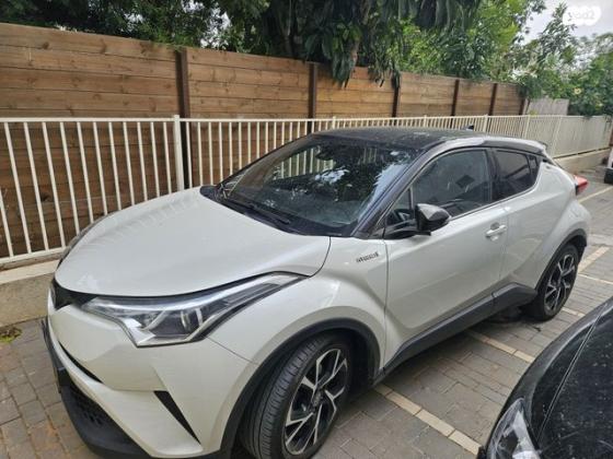 טויוטה C-HR Chic הייבריד אוט' 1.8 (98 כ"ס) בנזין 2019 למכירה בפרדס חנה כרכור