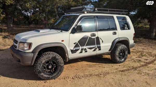 איסוזו טרופר ארוך 4X4 S אוט' דיזל 3.0 (159 כ''ס) דיזל 2004 למכירה בירקונה