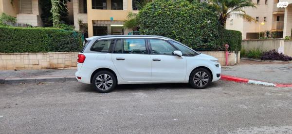 סיטרואן C4 פיקאסו Exclusive אוט' 7 מק' 1.6 (165 כ''ס) בנזין 2015 למכירה בנס ציונה