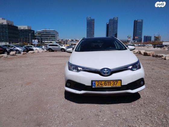 טויוטה אוריס הייבריד TS Sky סטיישן הייבריד אוט' 1.8 (99 כ"ס) בנזין 2016 למכירה באלעד