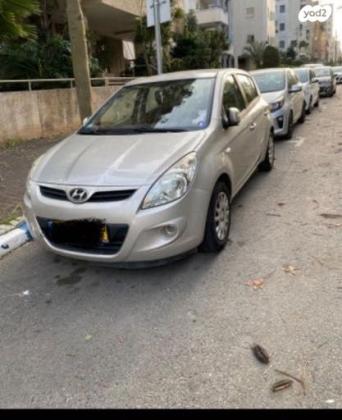 יונדאי i20 Inspire אוט' 1.4 (100 כ"ס) [2009-2015] בנזין 2011 למכירה בנתניה