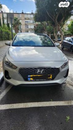 יונדאי i30 Luxury אוט' 1.4 (140 כ"ס) בנזין 2019 למכירה ברמת השרון