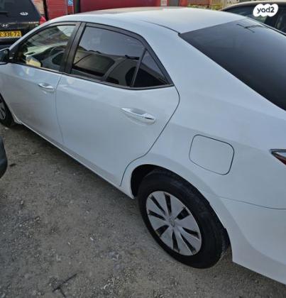 טויוטה קורולה Sun אוט' 1.6 (132 כ"ס) בנזין 2018 למכירה בחיפה