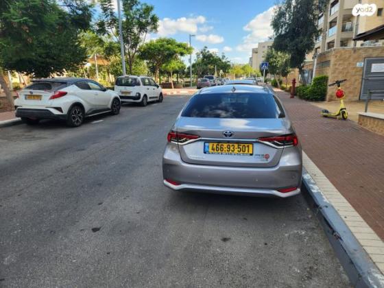 טויוטה קורולה הייבריד Sense סדאן אוט' 1.8 (98 כ''ס) בנזין 2019 למכירה בעכו