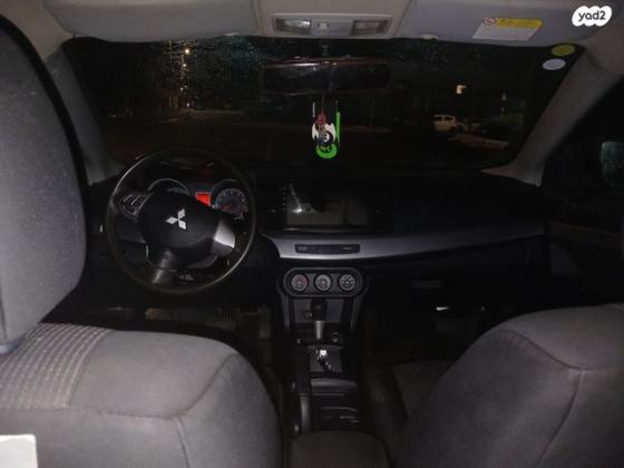 מיצובישי לנסר הדור החדש Invite אוט' 1.5 (109 כ''ס) בנזין 2011 למכירה בעפולה