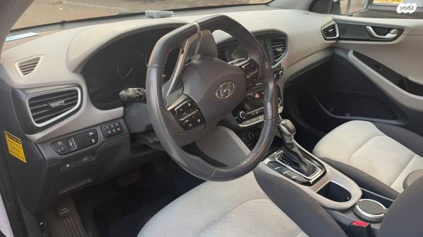 יונדאי איוניק Premium הייבריד אוט' 1.6 (141 כ"ס) בנזין 2019 למכירה בבית חשמונאי