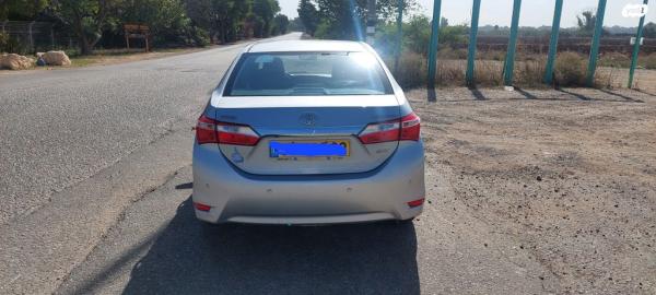 טויוטה קורולה Sun אוט' 1.6 (132 כ"ס) בנזין 2015 למכירה בפתח תקווה