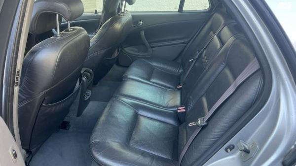 סאאב 9-5 Vector אוט' 2.3 (185 כ''ס) בנזין 2003 למכירה באריאל