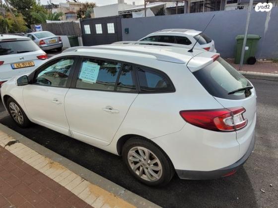 רנו מגאן אסטייט/ גראנד טור Expression אוט' דיזל 1.5 (110 כ''ס) דיזל 2017 למכירה ברחובות