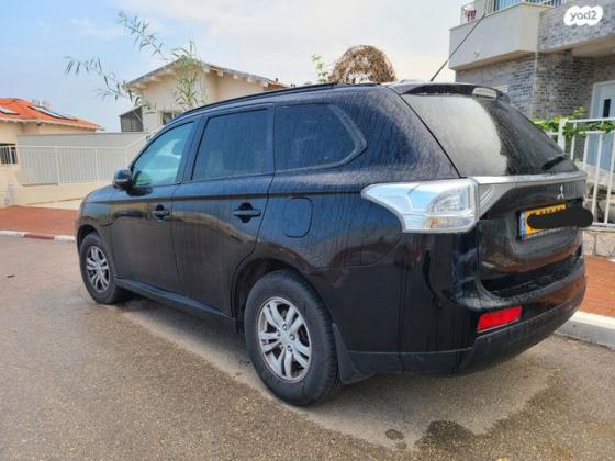 מיצובישי אאוטלנדר Instyle אוט' 7 מק' 2.0 (150 כ"ס) בנזין 2015 למכירה בעלי זהב