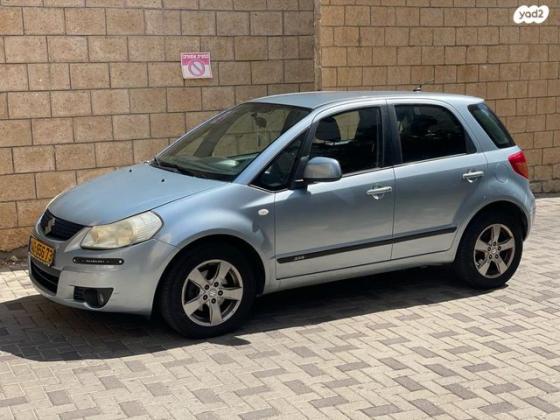 סוזוקי SX4 GLX-HB הצ'בק אוט' 1.6 (119 כ''ס) בנזין 2010 למכירה בכפר סבא