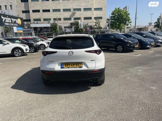 מאזדה CX-30 Comfort אוט' 2.0 (165 כ''ס) בנזין 2021 למכירה ב