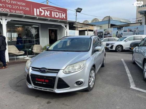 פורד פוקוס Trend סטיישן אוט' 1.6 (125 כ''ס) בנזין 2014 למכירה בבת ים