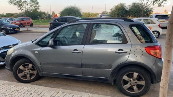 סוזוקי SX4 GLX הצ'בק אוט' 1.6 (120 כ"ס) בנזין 2012 למכירה בירושלים