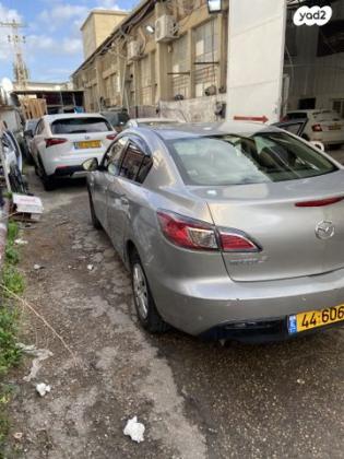 מאזדה i Active סדאן אוט' 1.6 (105 כ''ס) בנזין 2010 למכירה בבת ים