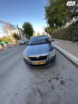 סקודה פאביה Ambition אוט' 1.2 (105 כ''ס) בנזין 2013 למכירה בעפולה