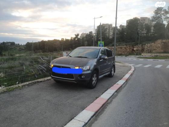 מיצובישי אאוטלנדר Invite אוט' 5 מק' 2.0 (147 כ''ס) בנזין 2010 למכירה בחריש