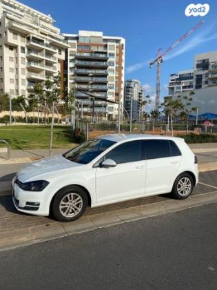 פולקסווגן גולף Trendline אוט' 5 דל' 1.4 (125 כ''ס) בנזין 2017 למכירה בתל אביב יפו