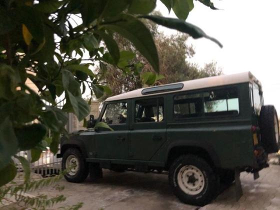 לנד רובר דיפנדר 4X4 110 סגור ידני דיזל 2.5 דיזל 1997 למכירה בחיפה