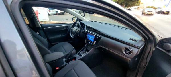 טויוטה קורולה Sun אוט' 1.6 (132 כ"ס) בנזין 2018 למכירה ברעננה