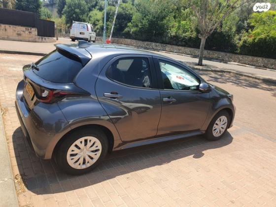 טויוטה יאריס Style אוט' 1.5 (125 כ"ס) בנזין 2022 למכירה במגדל העמק