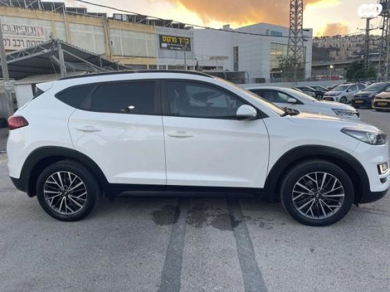 יונדאי טוסון Panoramic אוט' בנזין 2.0 (155 כ"ס) בנזין 2019 למכירה ב