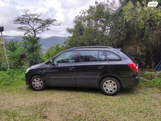 סקודה פאביה ספייס Ambiente ידני 1.4 (86 כ"ס) בנזין 2009 למכירה בדור