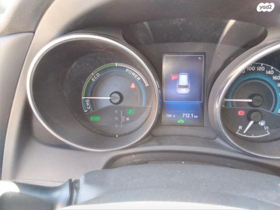 טויוטה אוריס הייבריד TS Sky סטיישן הייבריד אוט' 1.8 (99 כ"ס) בנזין 2016 למכירה באלעד