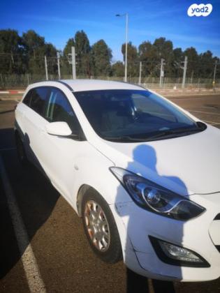 יונדאי i30 Inspire סטיישן אוט' 1.6 (135 כ"ס) בנזין 2014 למכירה בקרית אונו