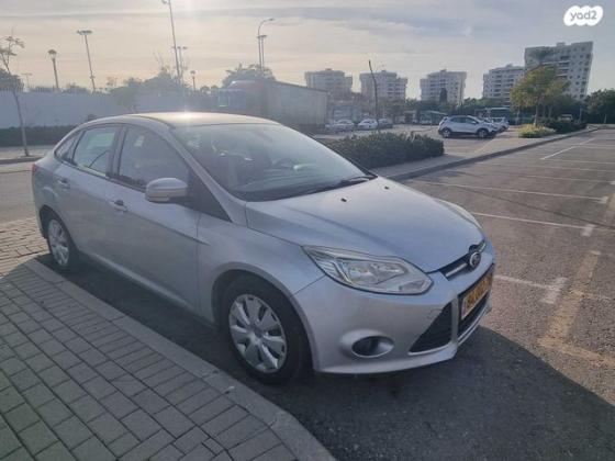 פורד פוקוס Trend סדאן אוט' 1.6 (125 כ"ס) בנזין 2012 למכירה ברחובות