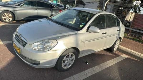 יונדאי אקסנט (עד 2012) GL אוט' 1.4 (97 כ''ס) בנזין 2010 למכירה בתל אביב יפו