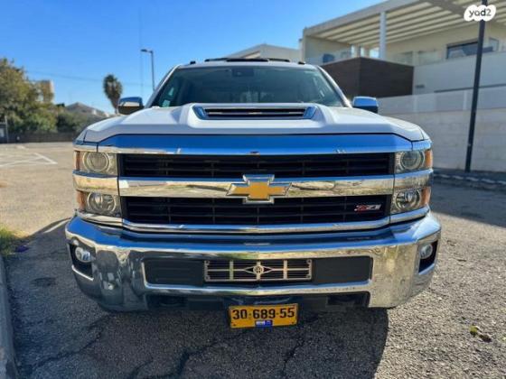 שברולט סילברדו 2500 4X4 LTZ דאבל קבינה אוט' דיזל 6.6 (445 כ''ס) דיזל 2017 למכירה בחיפה