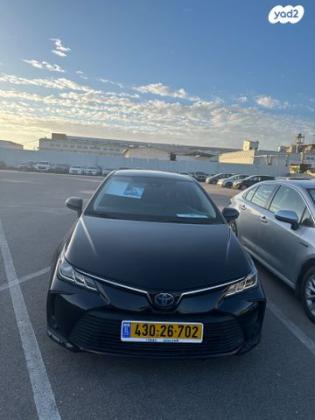 טויוטה קורולה הייבריד Sun סדאן אוט' 1.8 (98 כ''ס) בנזין 2021 למכירה בקרית גת
