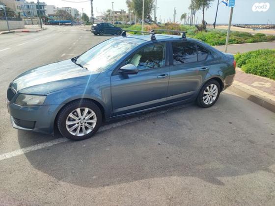 סקודה אוקטביה Ambition אוט' 1.4 (140 כ''ס) [2013-2015] בנזין 2015 למכירה בנהריה