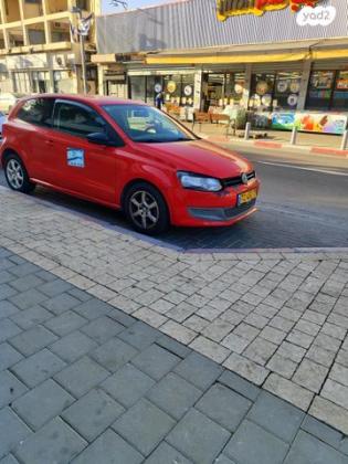 פולקסווגן פולו Young ידני 3 דל' 1.4 (85 כ''ס) בנזין 2012 למכירה בתל אביב יפו